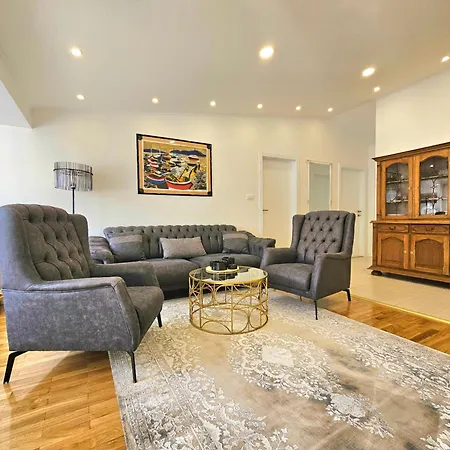 Premeru A6 Apartment