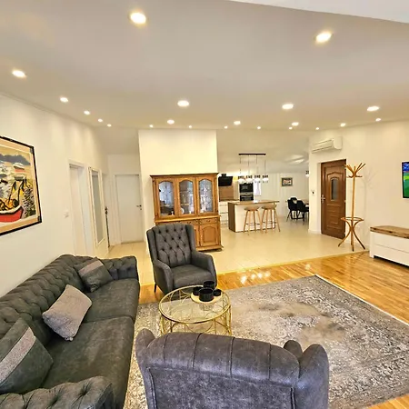 Premeru A6 * マカルスカ